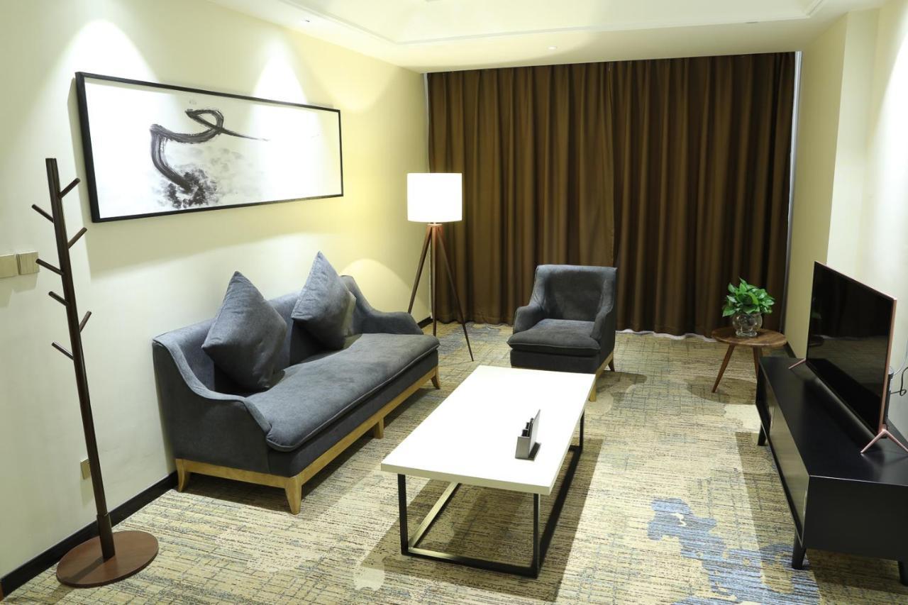 Zhi Hui Tang Feng Ze Hotel Chengdu Eksteriør billede
